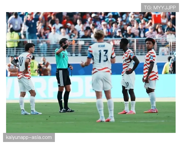 美国2-0击败波黑：东道主晋级世界杯16强